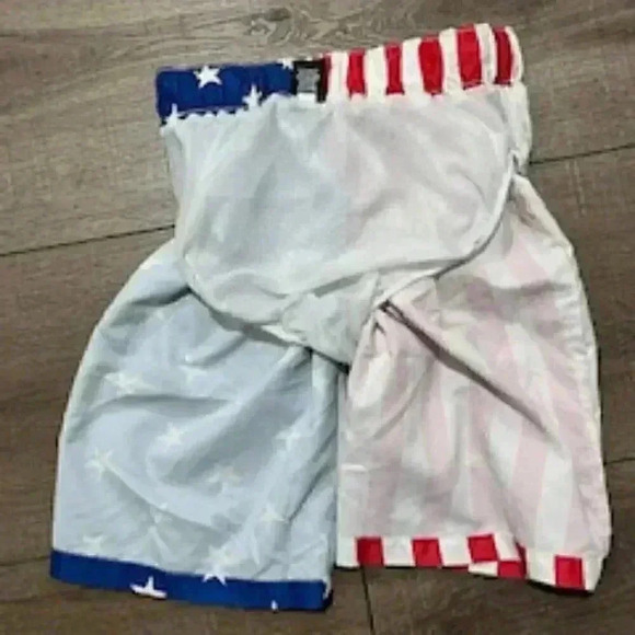 Patriotic Stars & Stripes boys med 10/12‎ lined Swim trunks board shorts red EUC - Picture 7 of 7